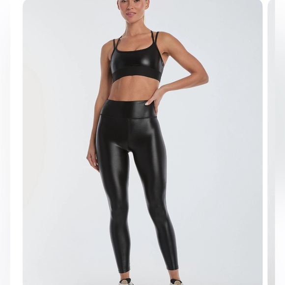 Noli Yoga Liquid Gloss Legging Size Large Black Lightweight Lustrous Shine - Picture 1 of 12